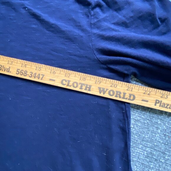 Crown & Ivy Top Women's L Navy Embroidered White Elephants 3/4 Sleeve Causal‎ - Picture 10 of 11